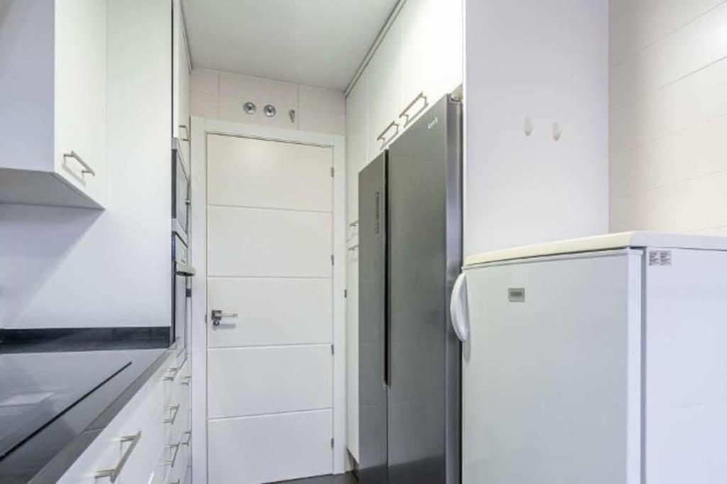 Impresionante Apartamento De 4 Dormitorios 3 Banos Y 2 Plazas De Garaje Мадрид Экстерьер фото