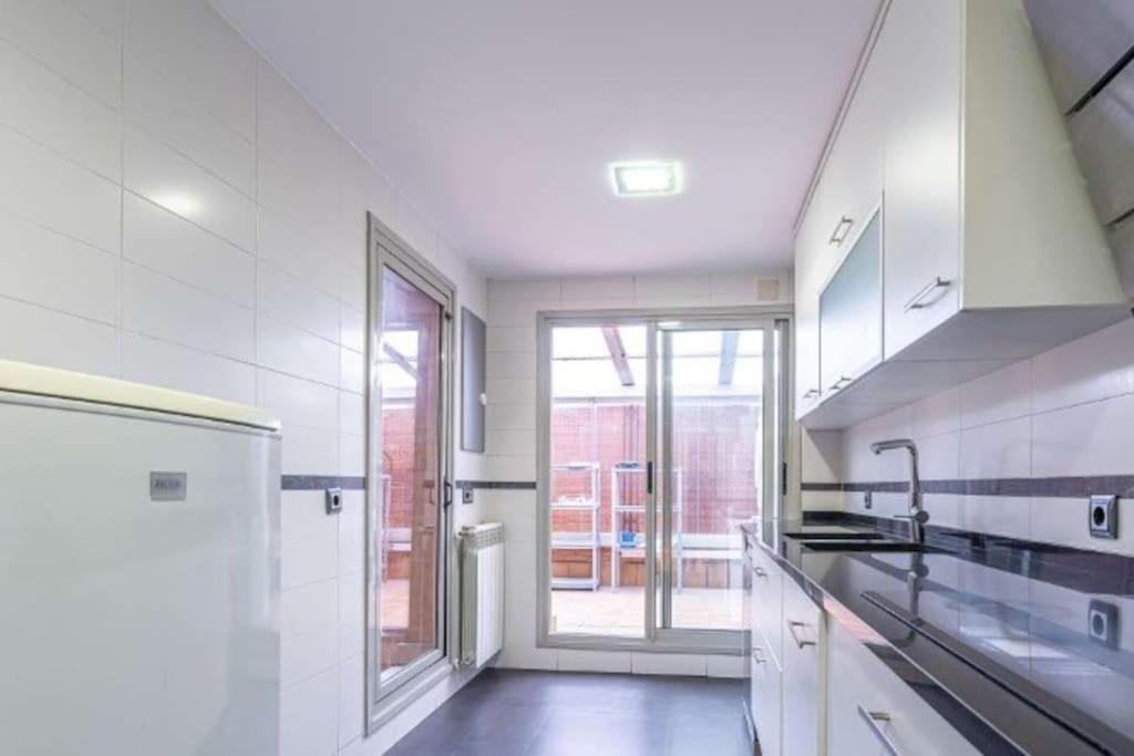 Impresionante Apartamento De 4 Dormitorios 3 Banos Y 2 Plazas De Garaje Мадрид Экстерьер фото